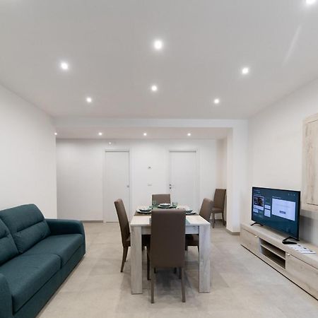 Plume Apartment By Wonderful Italy Bari Exterior foto